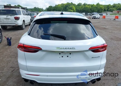 2023 Maserati Grecale Gt из США, поврежденный, VIN ZN682AVA9P7438858